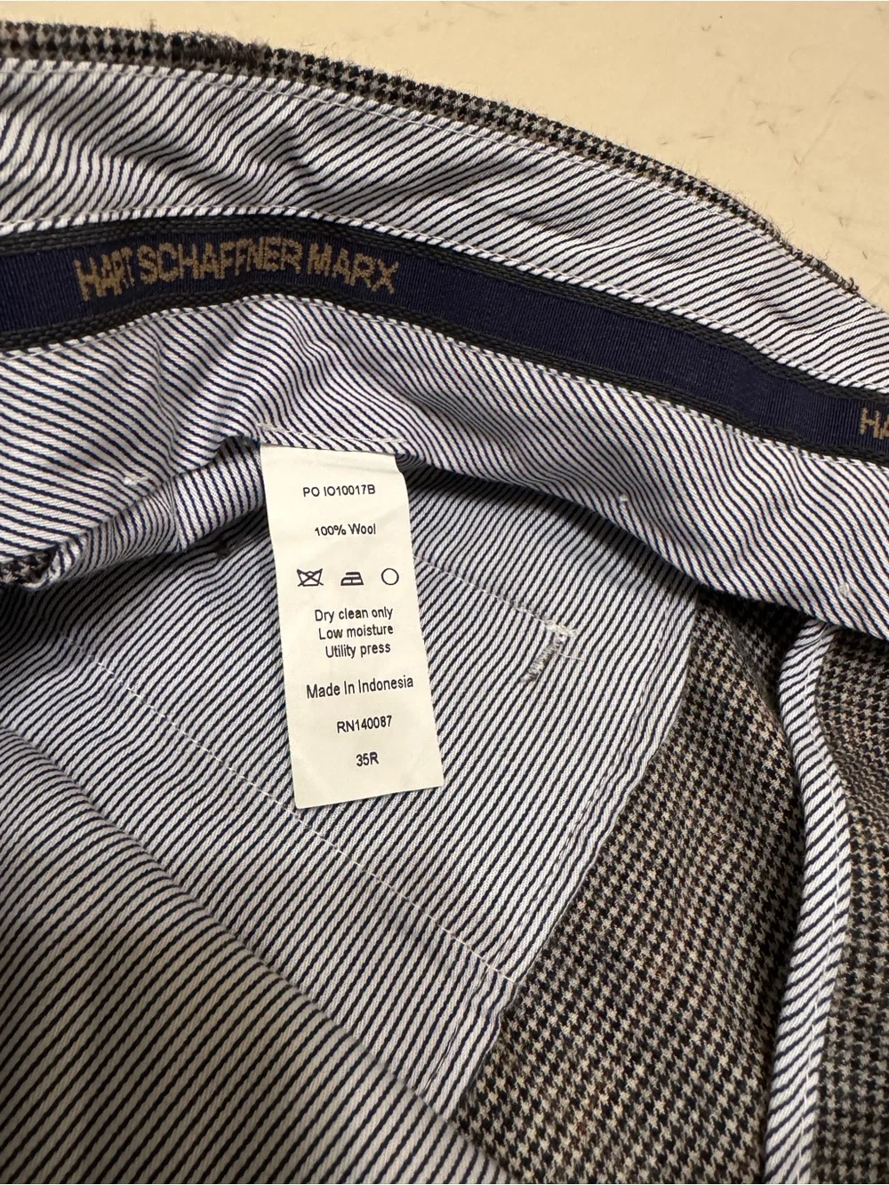 Hart Schaffner Marx Gray 100% wool Dress Pants